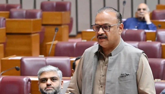 پاکستان تحریک انصاف (پی ٹی آئی) کے رکن قومی اسمبلی عامر ڈوگر—فائل فوٹو