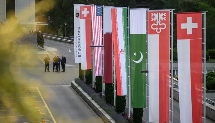 امریکا، ایران مذاکرات تعطل کا شکار ہوئے ہیں ختم نہیں ہوئے، امریکی میڈیا