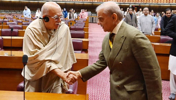 وزیراعظم کی محمود اچکزئی کو الیکشن 2018ء سے تحقیقات کی پیشکش