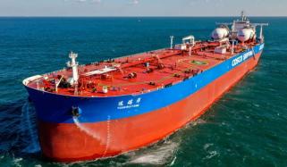امریکا نے ایران پر تیل کی پابندیوں میں جزوی نرمی کر دی