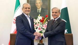 مذاکرات کے بعد ایرانی صدر کا دورۂ پاکستان، اسلام آباد کی سفارتی اہمیت میں اضافہ