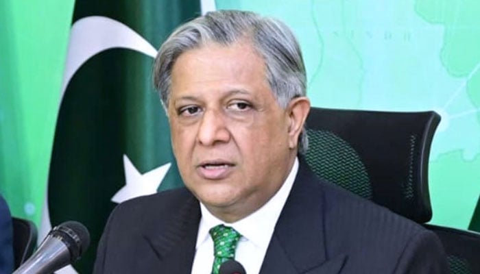 وفاقی وزیرِ قانون اعظم نذیر تارڑ—فائل فوٹو