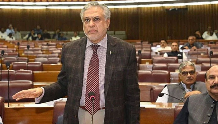 نائب وزیراعظم اسحاق ڈار ---فائل فوٹو