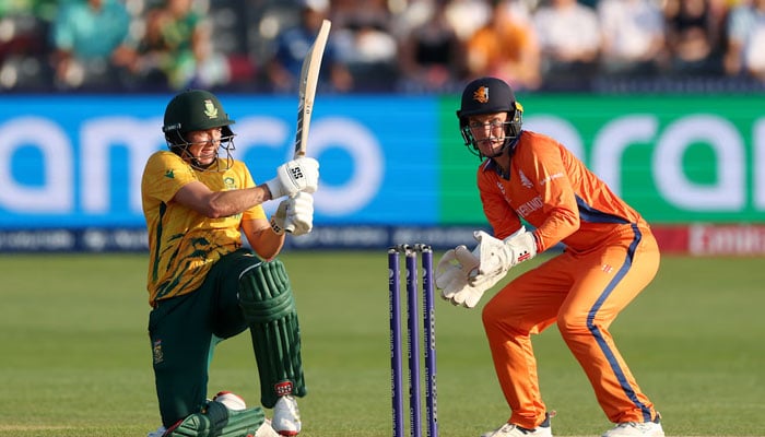 ویمنز T20 ورلڈ کپ: جنوبی افریقہ نے نیدرلینڈز کو ہرا کر سیمی فائنل کی دوڑ دلچسپ بنا دی