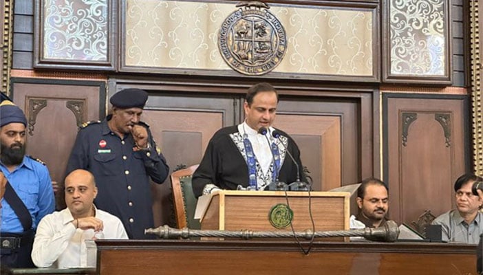 میئر کراچی مرتضیٰ وہاب : فوٹو ایکس