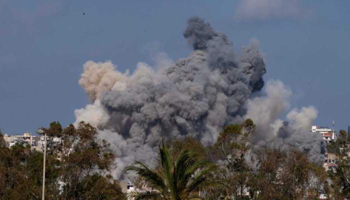 US-Iran strikes threaten ceasefire deal as Gulf tensions escalate