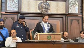 جو سڑکیں کے ایم سی کے ماتحت نہیں، وہ بھی بنائیں گے: میئر کراچی مرتضیٰ وہاب