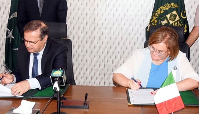 پاکستان اور اٹلی کے درمیان 20 ملین یورو کے رعایتی قرض کے معاہدے پر دستخط