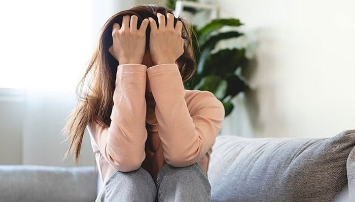 انگلینڈ میں ذہنی صحت کا بحران، ہر 10 میں سے ایک بچے میں ذہنی بیماری کی تشخیص
