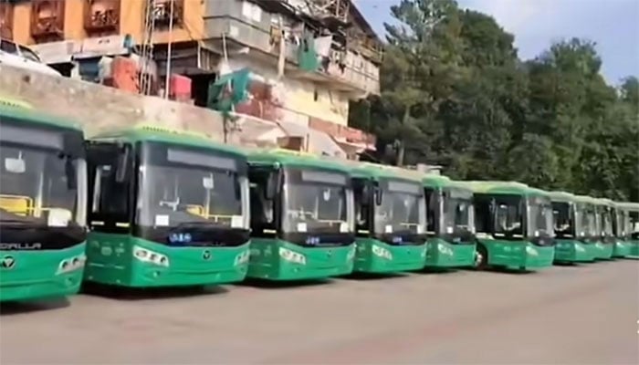 وزیراعلیٰ پنجاب کی ہدایت پر مری میں ماحول دوست 10 گرین الیکٹرک بسوں کی آمد