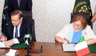 پاکستان اور اٹلی کے درمیان 20 ملین یورو کے رعایتی قرض کے معاہدے پر دستخط