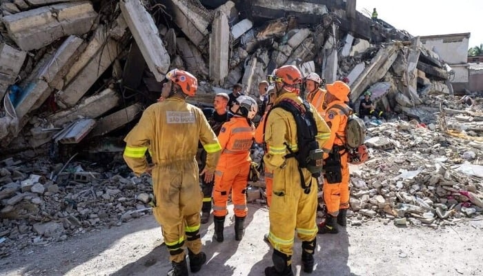 Venezuela earthquakes: Over 100 deported from US missing as death toll rises