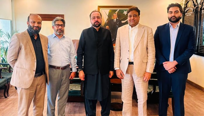 اوورسیز پاکستانیوں کے مسائل کے حل کیلئے حکومت سنجیدہ، جلد خوشخبری ملے گی: چوہدری سالک حسین