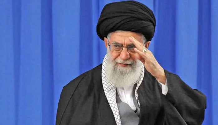 تہران: شہید سپریم لیڈر آیت اللّٰہ خامنہ ای کا جسد خاکی امام خمینی حسینیہ منتقل