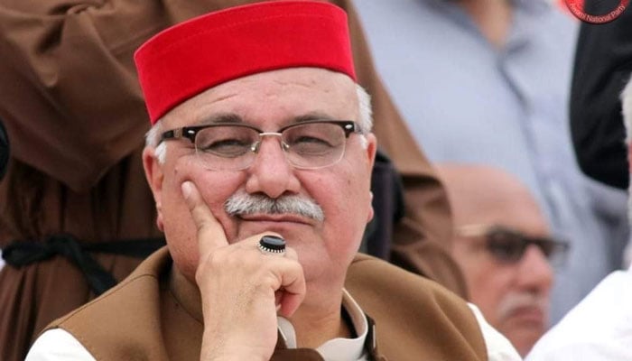خیبر پختونخوا کا ہر بجٹ بانی سے ملاقات کے بغیر پیش، منظور ہوجاتا ہے، میاں افتخار حسین