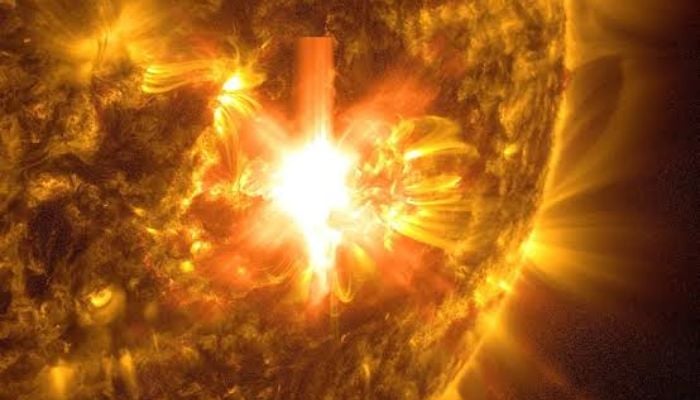 Solar flares spark northern lights hopes for July 4 weekend