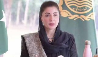 سانحۂ کاہنہ: مریم نواز کی متاثرہ خاندانوں سے ملاقات، مالی امداد کیلئے چیک بھی تقسیم