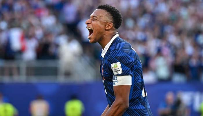 Kylian Mbappé blasts Paraguay dirty tactics after ill-tempered World Cup clash