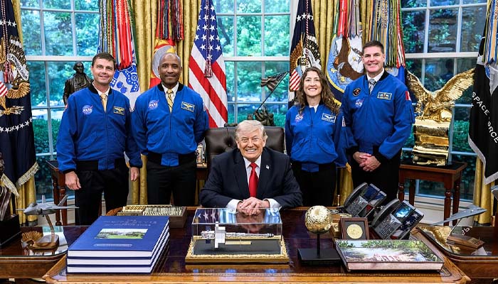 Artemis II crew receives special honor from Trump on Fourth of July: ‘Great heroes’