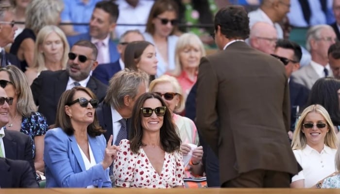 Pippa Middleton, Carole Middleton serve chic mother-daughter style at Wimbledon
