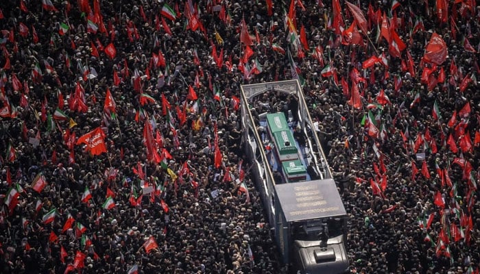 شہید علی خامنہ ای کا جسد خاکی نجف پہنچا دیا گیا