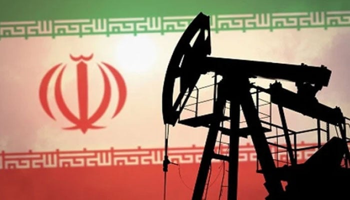 امریکا نے ایران کے تیل بیچنے پر پھر پابندی لگادی، ایران کی مذمت