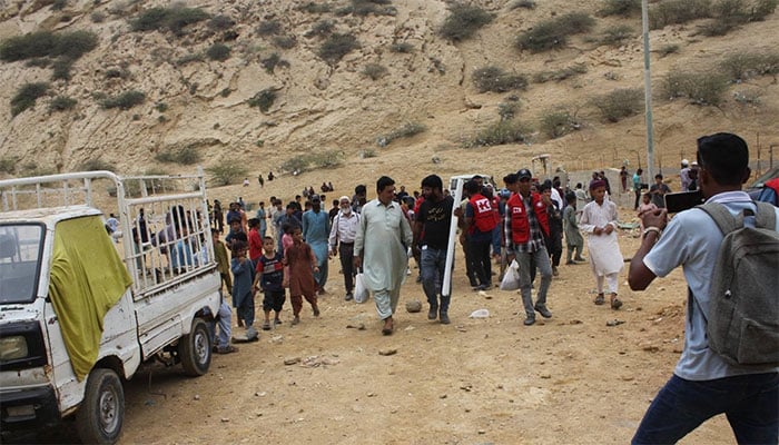 کراچی کی کٹی پہاڑی کو سرسبز و شاداب بنانے کا خواب جلد پورا ہوگا