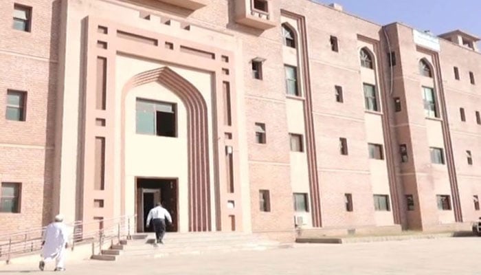 امام بارگاہ خدیجۃ الکبریٰ خودکش حملہ کیس، ملزمان کے ریمانڈ میں7 روزکی توسیع