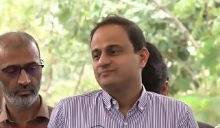 اب گٹروں میں بچوں کے گرنے کے واقعات رونما نہیں ہوں گے: میئر کراچی