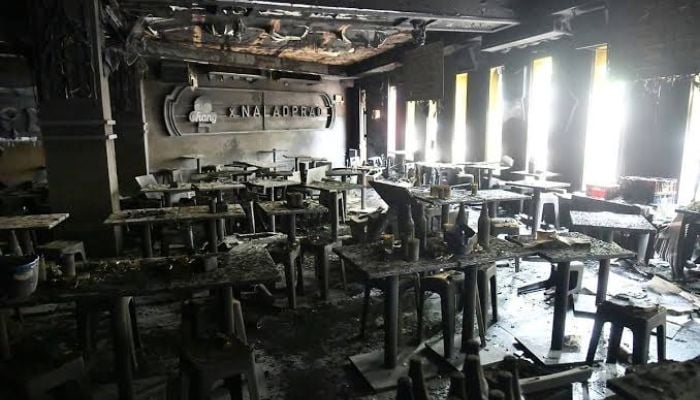 Bangkok pub fire: 30 dead amid safety investigation