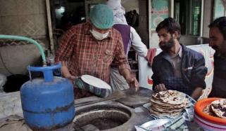 ملک بھر میں تندوروں پر روٹی کی قیمت میں اضافہ