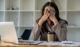 کام کی کارکردگی میں مسلسل کمی ڈیمینشیا کی پہلی علامت ہو سکتی ہے: نئی تحقیق