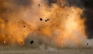 بنوں: دہشتگردوں نے بارود سے بھری گاڑی تھانہ میریان سے ٹکرادی، 4 پولیس اہلکار زخمی، ڈی پی او