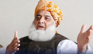 کالعدم کمیٹی سے بات کرکے مسائل حل کیے جائیں، فضل الرحمٰن