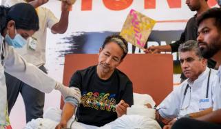 ’20جولائی تک ہر حال میں زندہ رہوں گا‘، سونم وانگچک کا بھوک ہڑتال ختم کرنے سے انکار