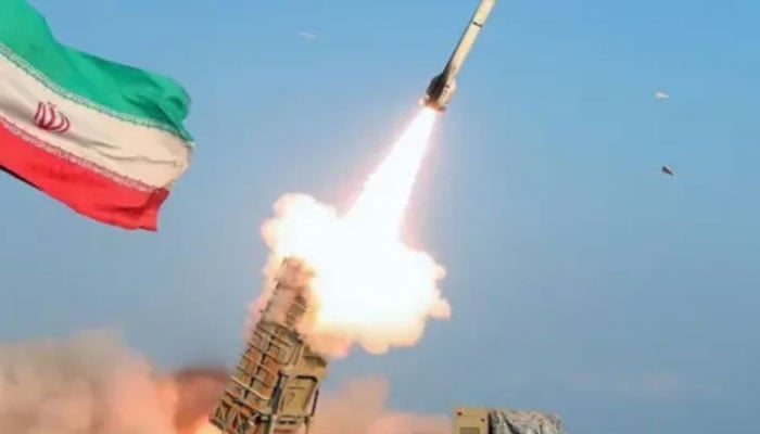 ایران کا شمالی بحرِہند میں امریکی بحری جہاز پر کروز میزائل سے حملہ