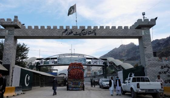 اقوام متحدہ کی درخواست پر خوراک کے 73 کنٹینرز براستہ طورخم افغانستان جا چکے، کسٹم حکام