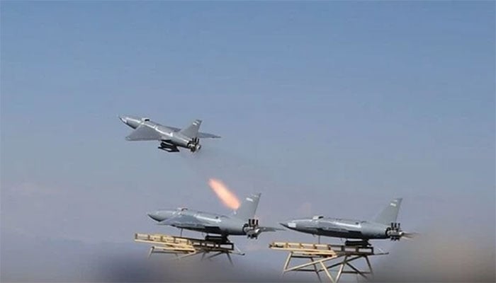 ایرانی فوج کا کویت میں دو امریکی فوجی اہداف پر ڈرون حملوں کا دعویٰ