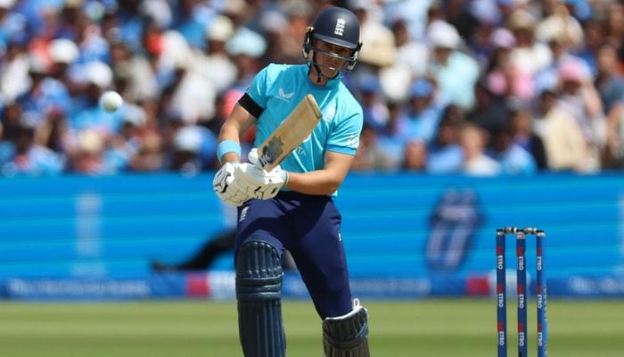 Duckett and Bethell’s historic 192-run stand powers England against India