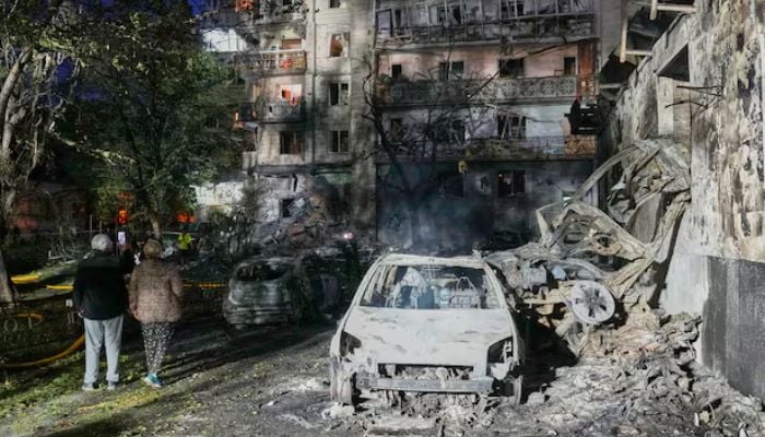 Kyiv hit by Russia’s most massive ballistic missile strike of the war