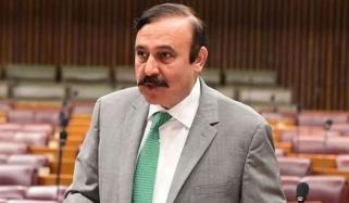 بانی پی ٹی آئی اور فیملی پاکستان مخالف بیانات کا کوئی موقع جانے نہیں دیتے: طارق فضل چوہدری
