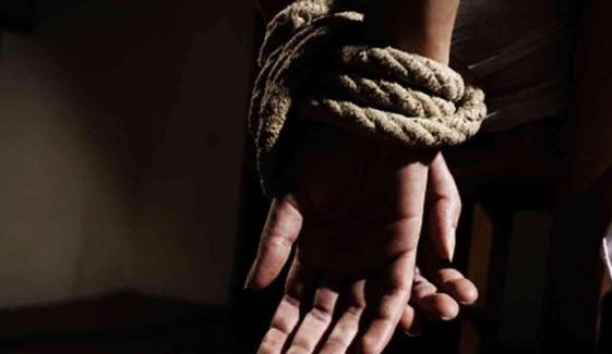 نوکری کا جھانسہ دے کر دوست کو اغوا کیا، گردہ نکال کر بیچ دیا