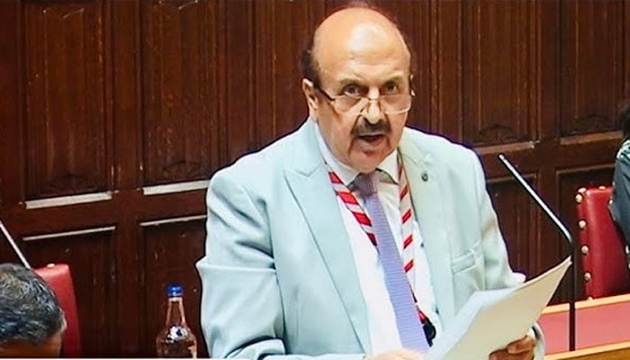 برطانوی ایوان بالا کے رکن لارڈ قربان حسین(فائل فوٹو)۔