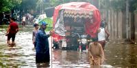 لاہور میں 6 گھنٹے تک طوفانی بارش سے شہر پانی میں ڈوب گیا