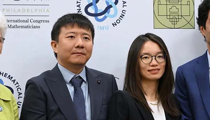 Chinese mathematicians Hong Wang, Yu Deng win worlds top math prize