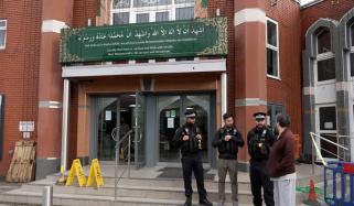 برطانیہ، ایک برس کے دوران مساجد پر 70 حملے یا نفرت انگیز واقعات ہوئے