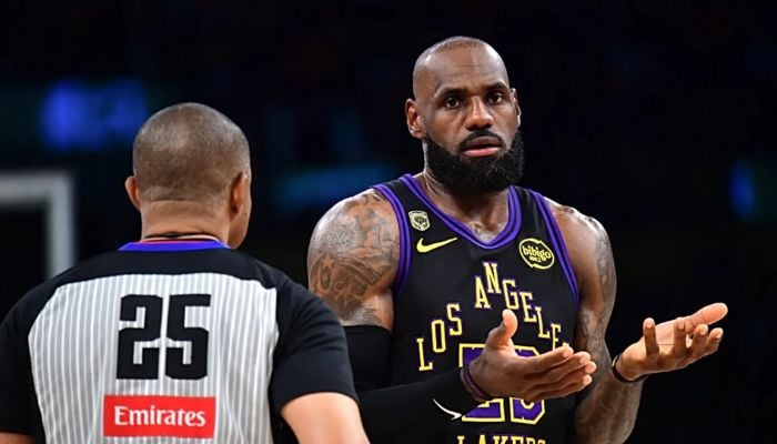 LeBron James joins 76ers for final NBA championship chase