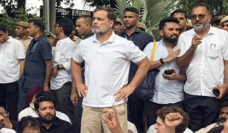 طلبا کو اپنے مطالبات نہیں بھولنے چاہئیں، راہول گاندھی 