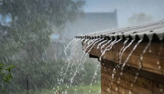 ملک بھر میں آج تیز بارشوں کی پیش گوئی، کراچی میں ہلکی بارش متوقع