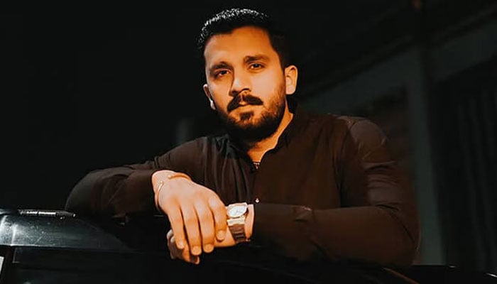 رجب بٹ---فائل فوٹو